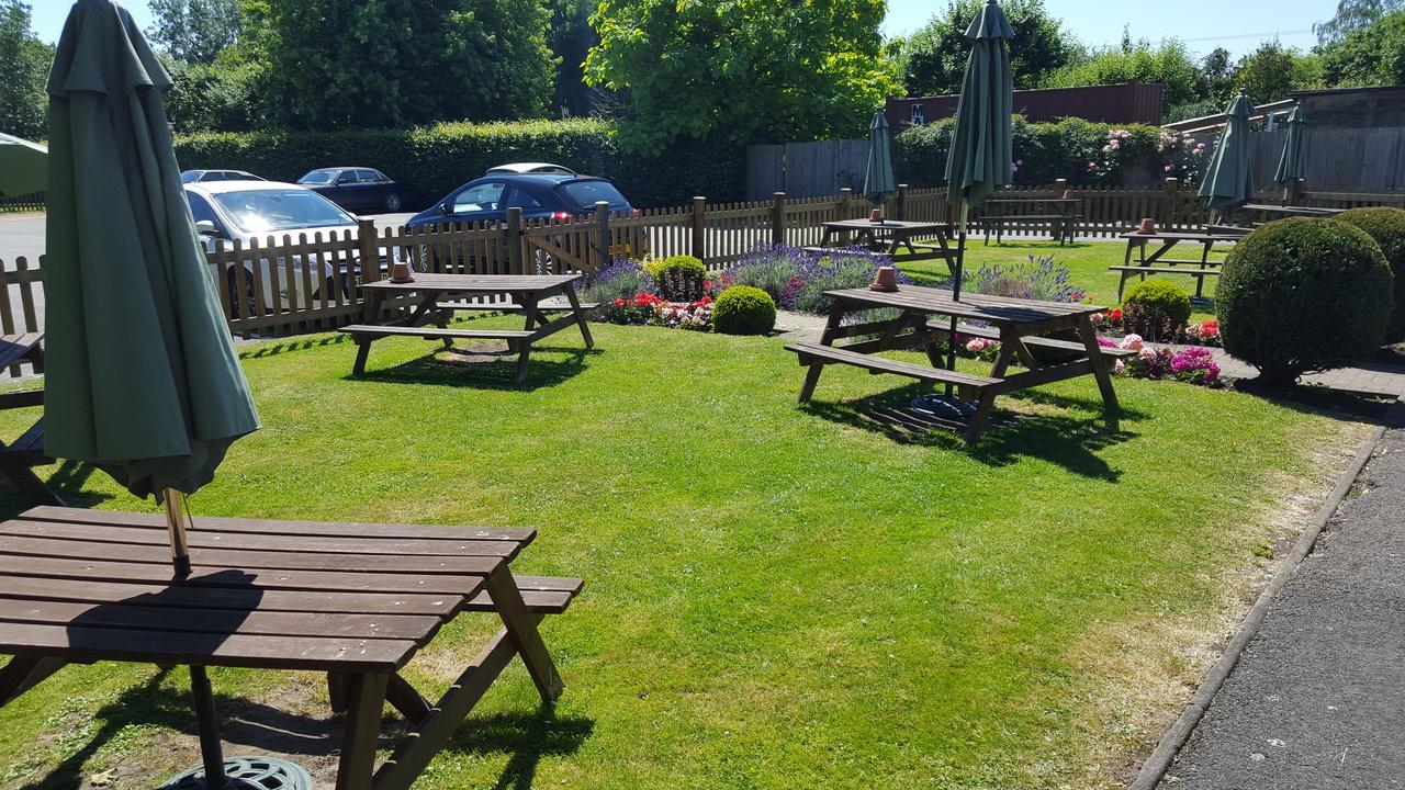 Baker Arms Hotell Hertford Exteriör bild