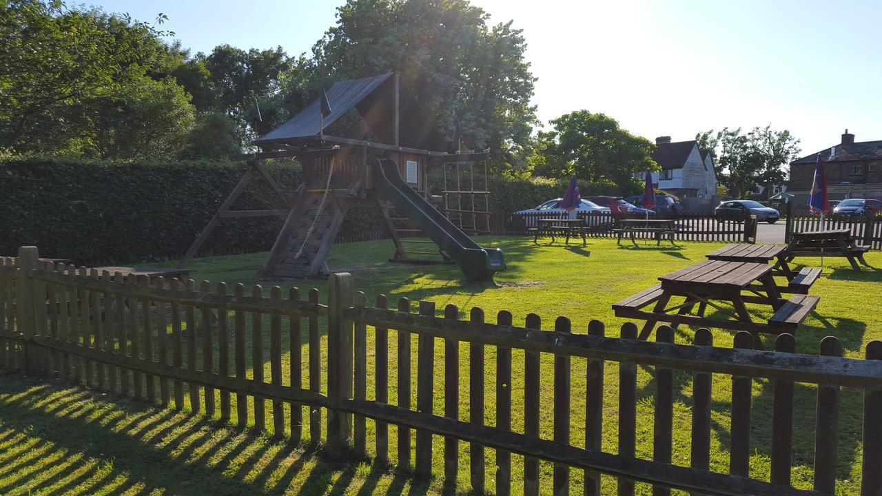 Baker Arms Hotell Hertford Exteriör bild